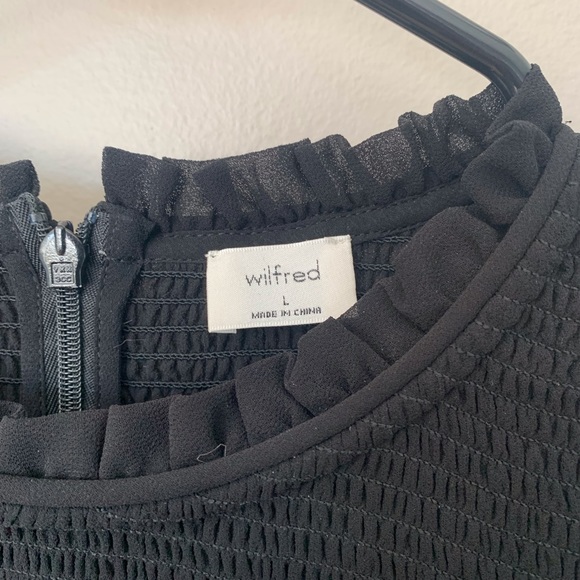 Aritiza Wilfred Tempest Smocked Chiffon Blouse - Picture 8 of 11